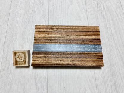 オリジナルレジン×ゼブラ柄プレート